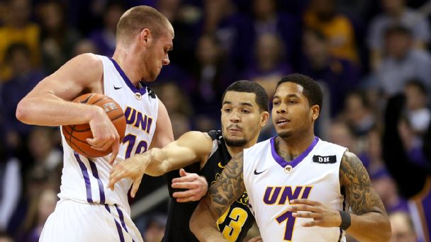 Fred VanVleet, Seth Tuttle and Deon Mitchell