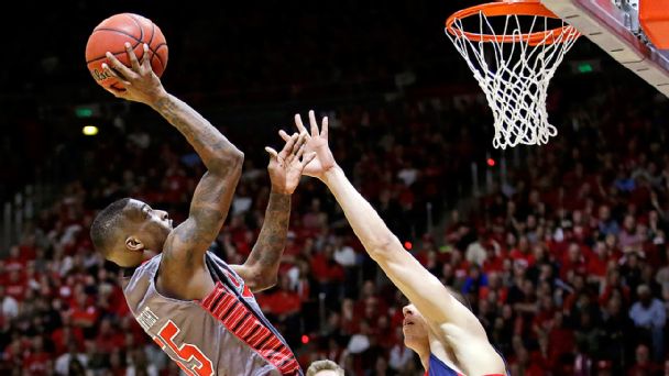 Delon Wright, Kaleb Tarczewski