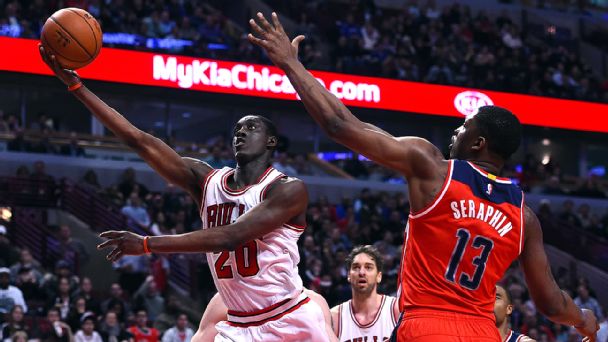 Tony Snell