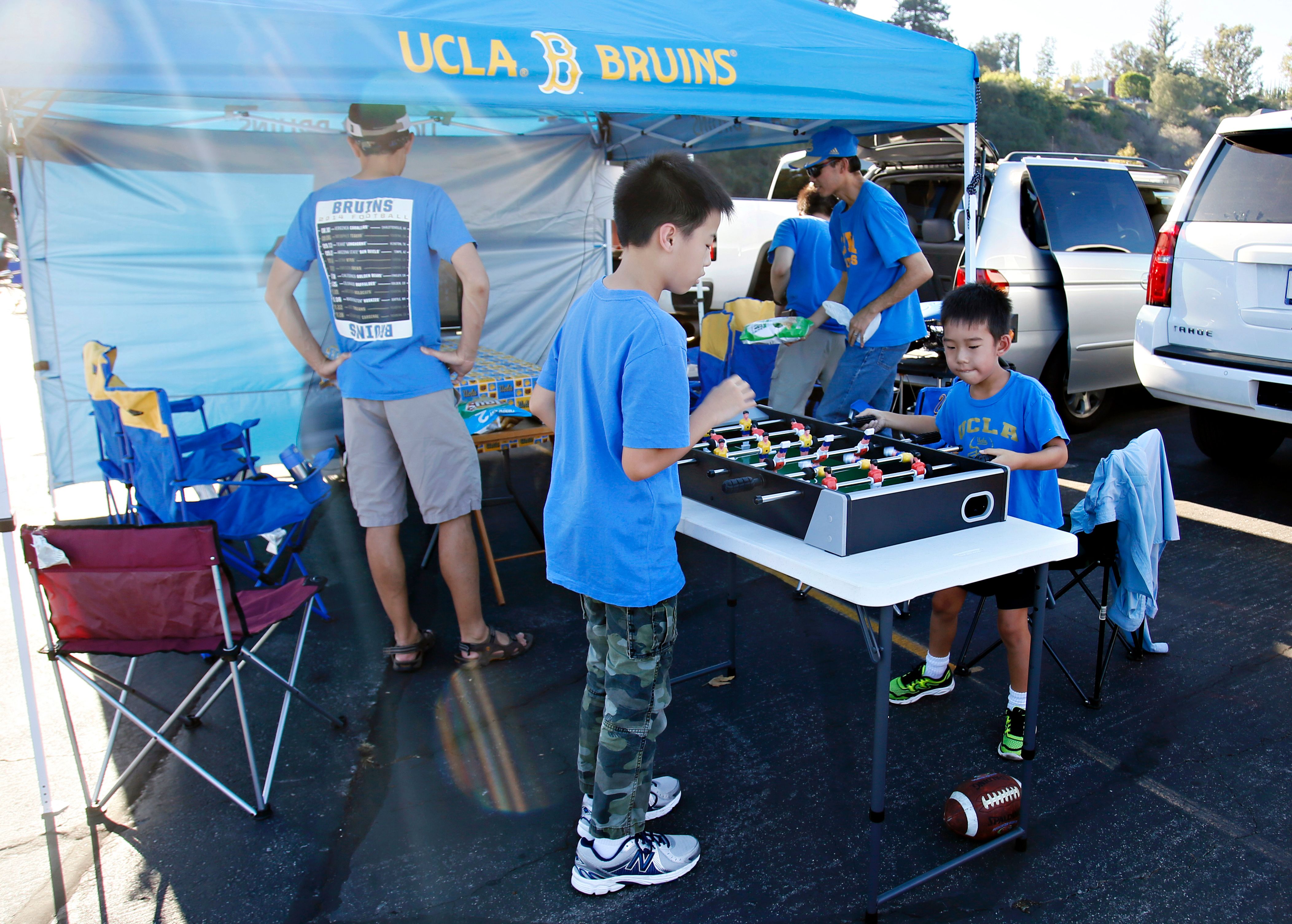 UCLA tailgate Top Photos of the Four Matchups in Week 3 of Top 25