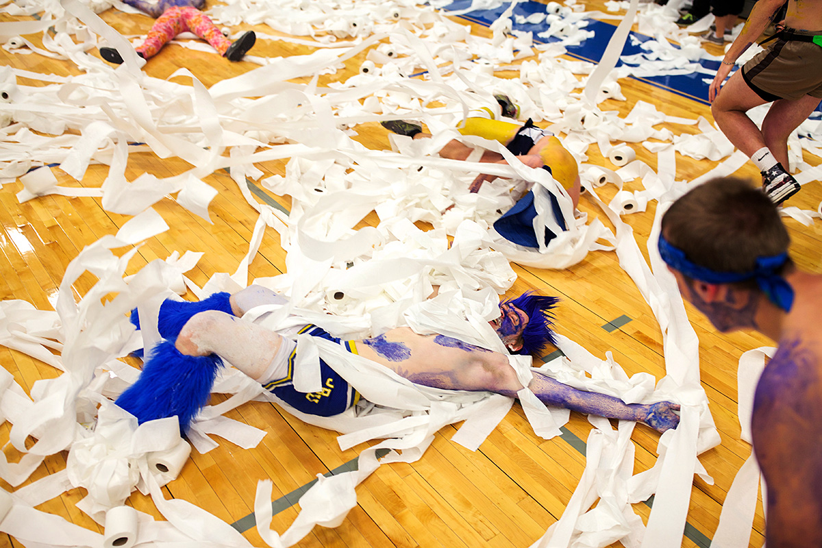 The Toilet Paper Game - John Brown University Athletics