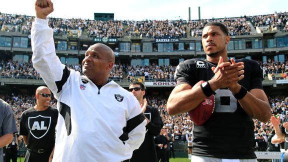 Hue Jackson and Jason Campbell