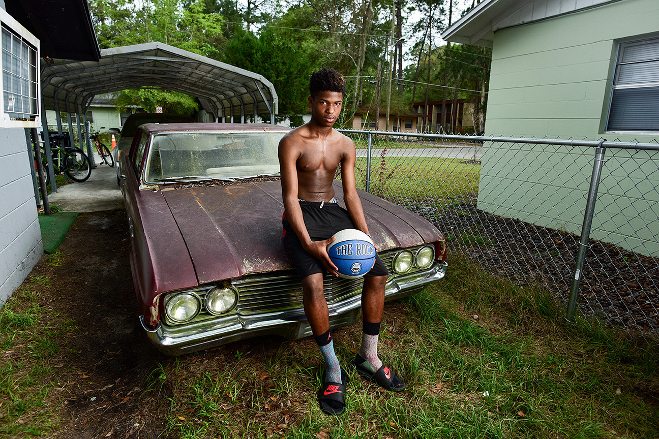 Police respond to noise complaint, end up playing basketball with