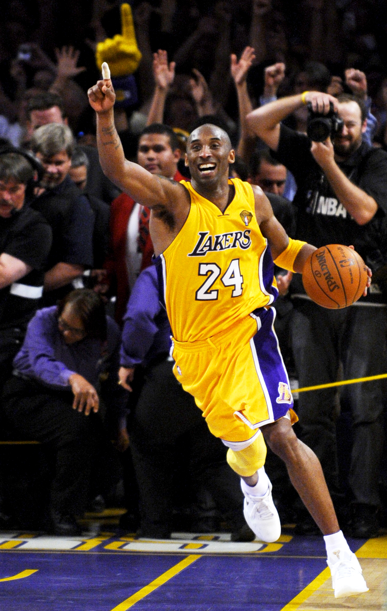 Kobe Bryant S Most Iconic And Memorable Photographs