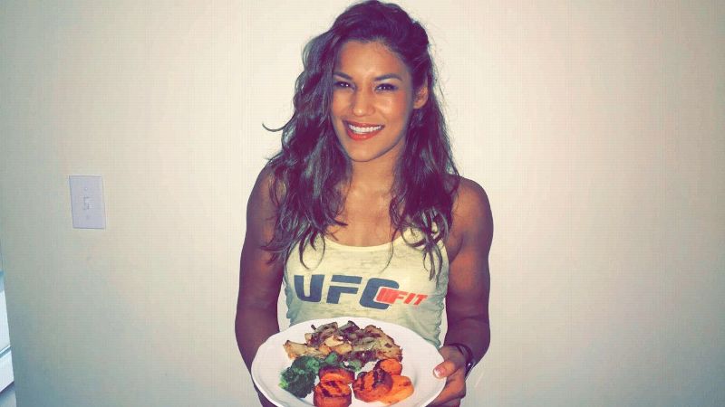 UFC fighter Julianna Pena's preworkout chicken recipe