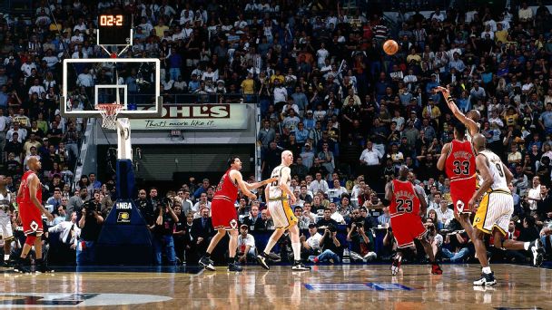 LeBron James acerta um buzzer beater histórico contra os Bulls