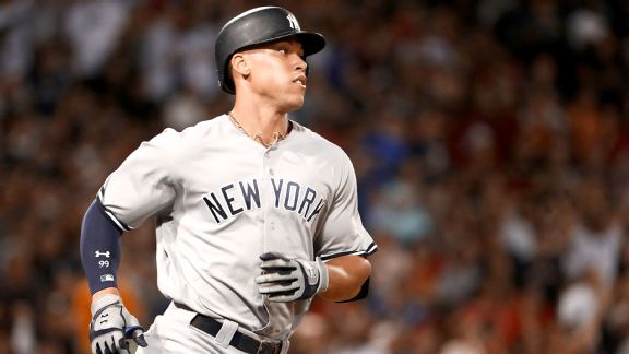 Aaron Judge #99 of the New York Yankees