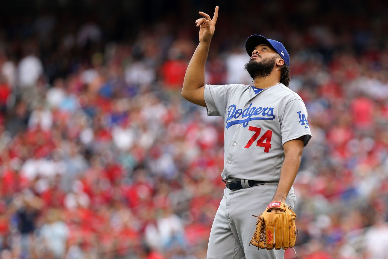 Dodgers' Walker Buehler ends interview after being asked about his tight  pants