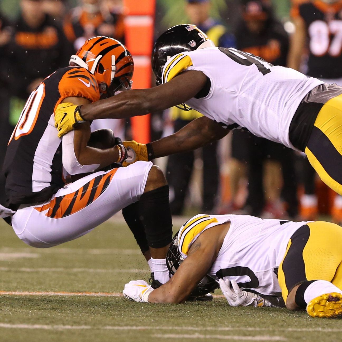 Nfl single helmet rule