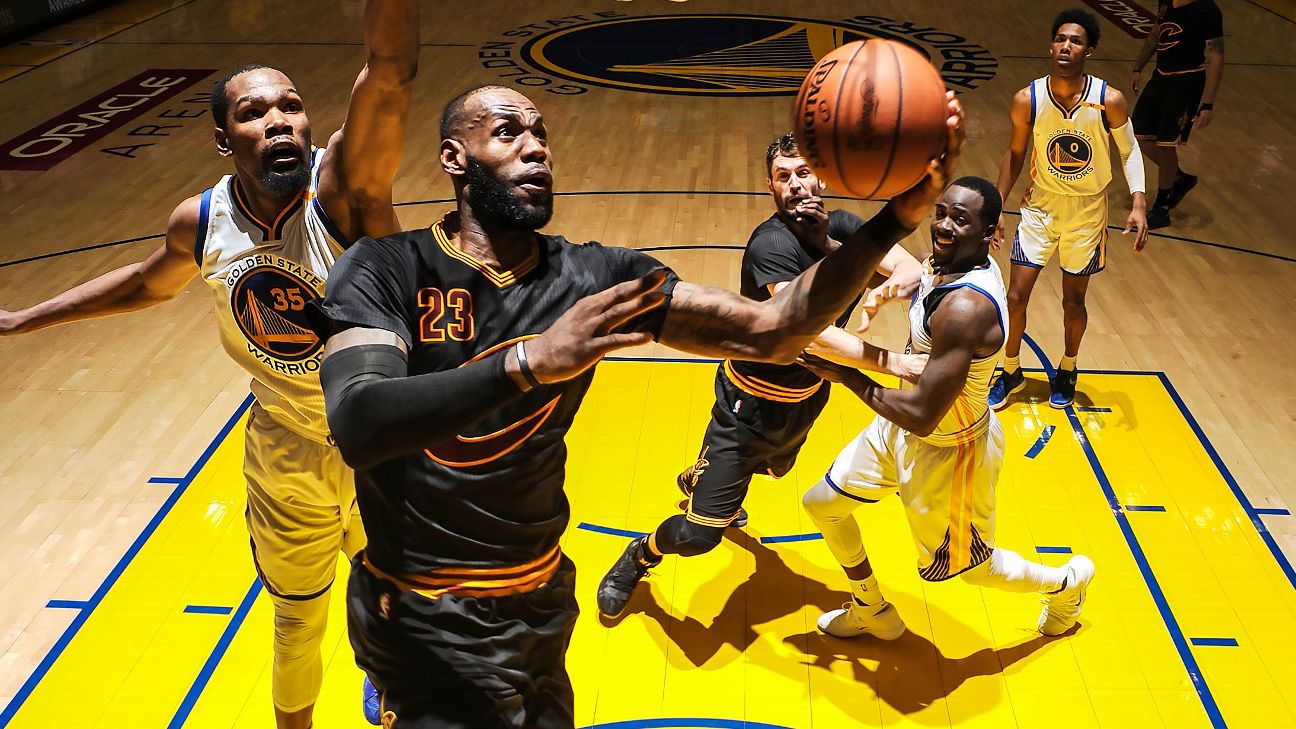 LeBron James Drops 3-Word Reaction As Jack Black Recreates Lakers Star's  Iconic Meme, image size:1296x729