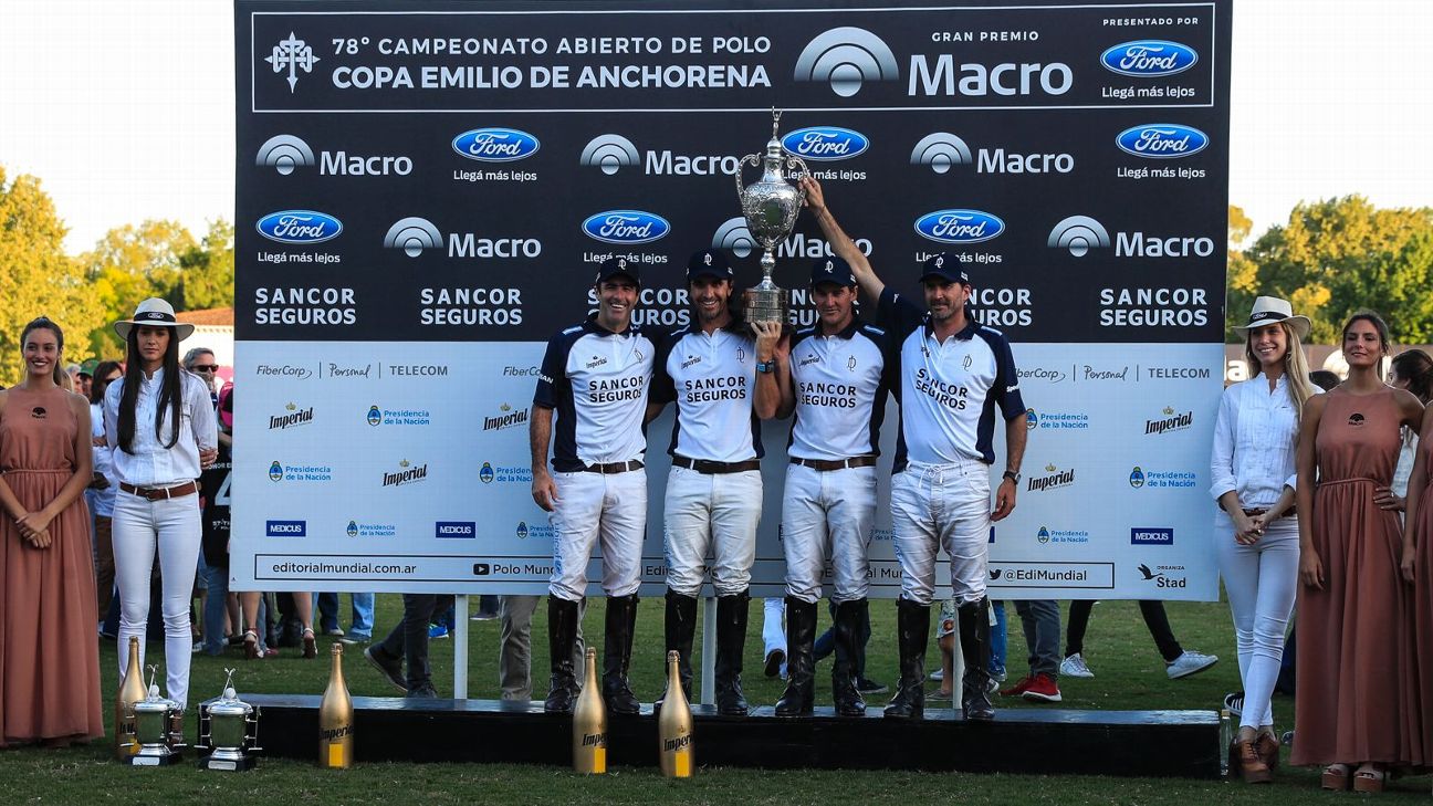 LA DOLFINA 11 ELLERSTINA 9 Las mejores fotos de la final de Tortugas