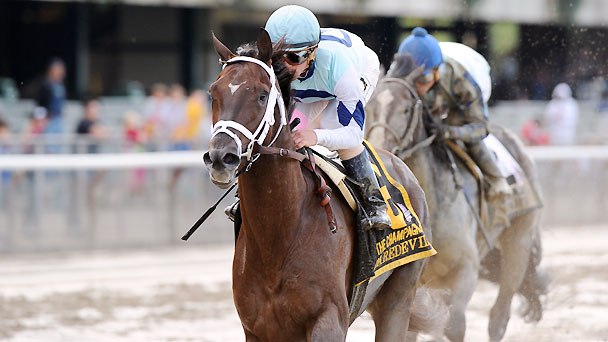 Daredevil wins the 2014 Champagne Stakes at Belmont Park.