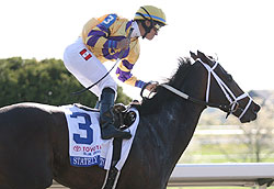 Stately Victor wins the Toyota Blue Grass Stakes