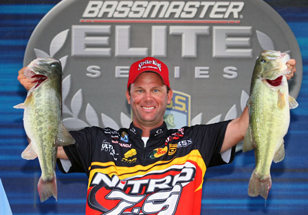 Kevin VanDam (2nd, 28-11)
