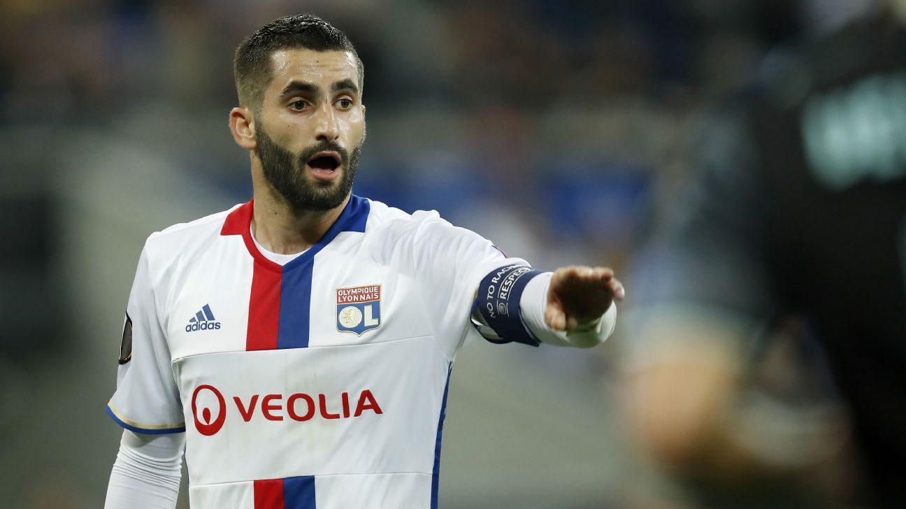 Roma sign Maxime Gonalons from Lyon on four-year contract - ESPN FC
