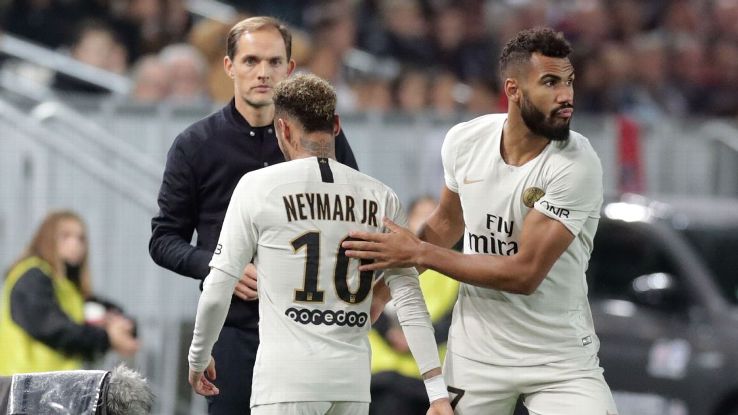 Neymar walks off after being substituted in the 57th minute for Eric Choupo-Moting in PSG's draw with Bordeaux.