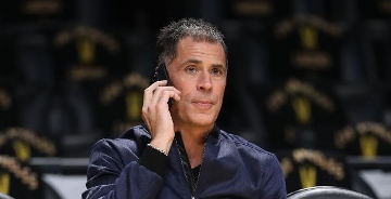 Sources: Lakers to start talking with candidates