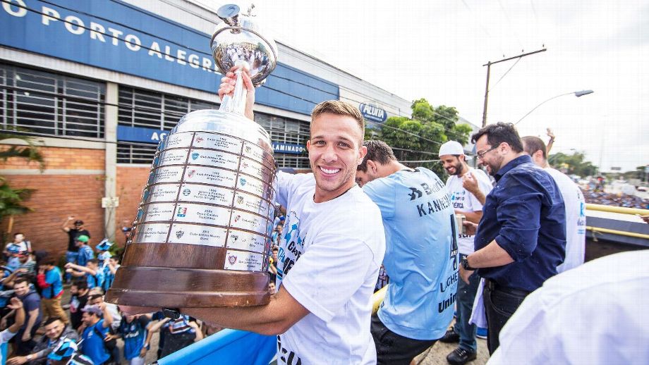 Grêmio acerta retorno de Arthur após sete anos