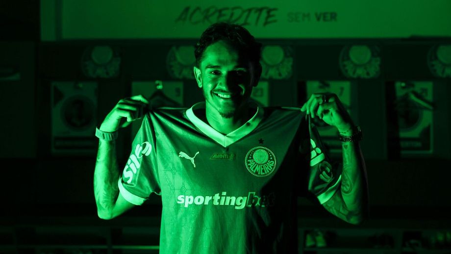 Palmeiras anuncia a contratação do lateral Khellven, ex-Athletico-PR