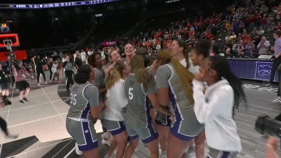 Six points, 14-second running clock: Iowa HS sophomore clinches state championship berth