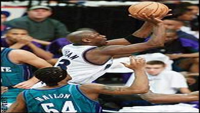theScore - 2002 - Michael Jordan (Washington Wizards) announced