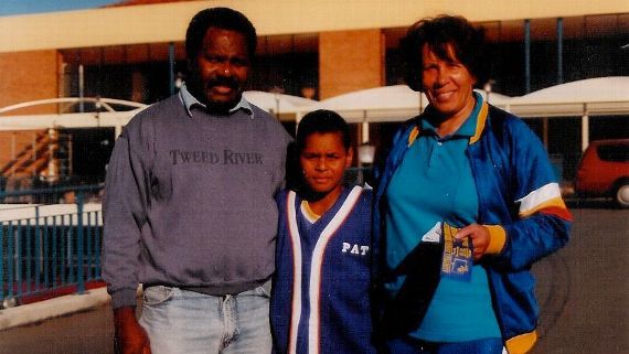 Nets' Patty Mills honored in Australia as Aboriginal beacon
