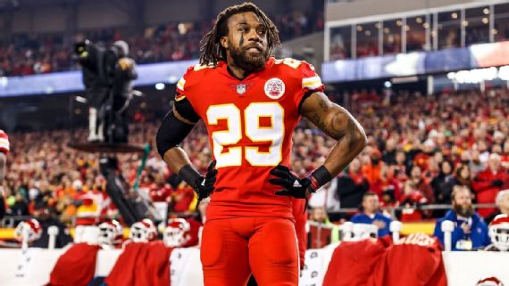 Kansas City Chiefs S Eric Berry, RB Spencer Ware participate in