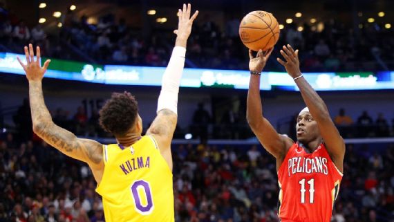 Warriors' Andre Iguodala's dunk attempt soundly rejected by Clint Capela