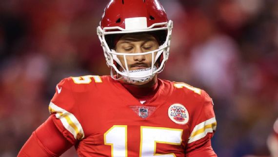 Chiefs QB Mahomes: 'Growing pains' don't excuse offense's struggles