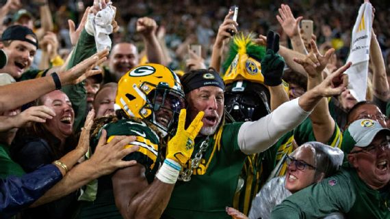 Packers' key to Super Bowl run: Get the ball to Aaron Jones - The San Diego  Union-Tribune