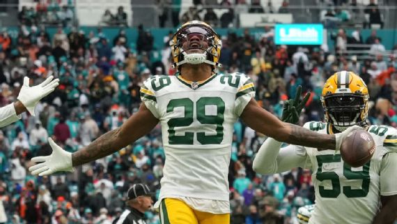 Prime Time' Rasul Douglas keeps saving Packers with late-game INTs - ESPN - Green  Bay Packers Blog- ESPN