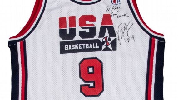 Vintage Champion Team USA Dream Team Michael Jordan Basketball