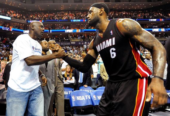 LeBron James, Michael Jordan H-O-R-S-E Game, Analysts Debate Who'd Win