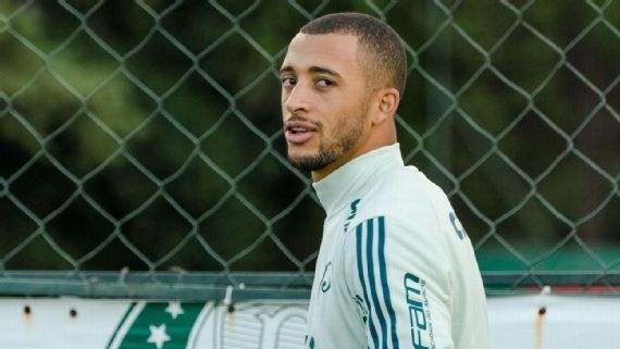 Palmeiras: Henrique Dourado terá salário pago por chineses; Vítor Hugo assinará por 5 anos
