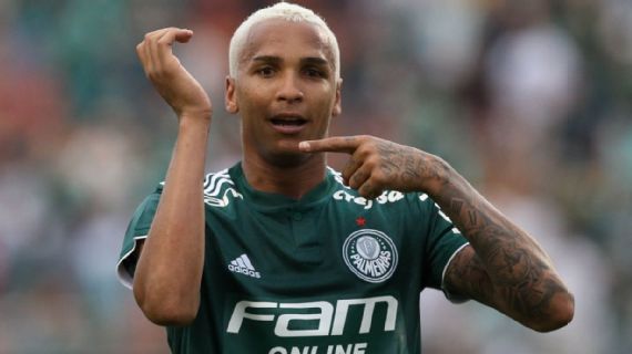 VALEU, DEYVERSON! O menino maluquinho marca na final o gol da vitória e se declara pra torcida chorando