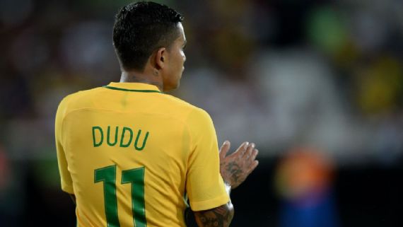 'Se jogasse 10% em um time da Espanha, teria mais convocações', diz Dudu sobre chance na seleção brasileira de Tite