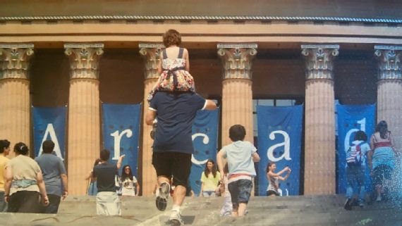 r752349_1296x729_16-9.jpg&w=570&format=j