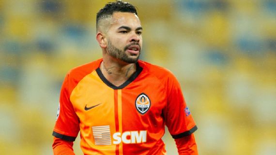 Vem ou não vem? Entenda a real situação do atacante Dentinho no Shakhtar Donetsk