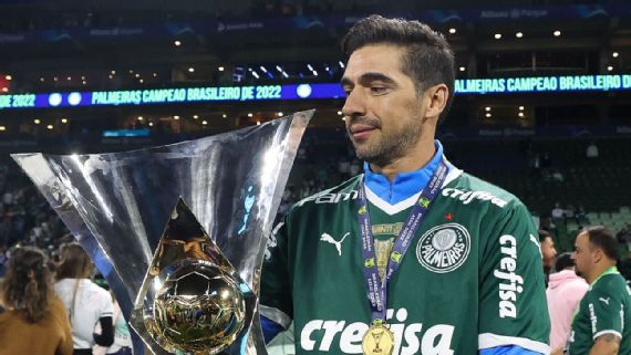 Jogador de Portugal acompanha o Palmeiras e se derrete por Abel Ferreira: 'Espero um dia poder voltar a trabalhar com ele'