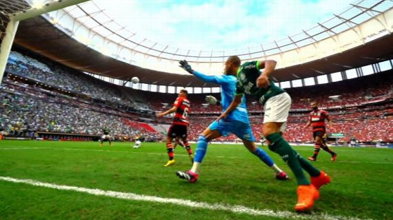 CBF divulga áudio do VAR sobre gol do título do Palmeiras: Não atrapalha