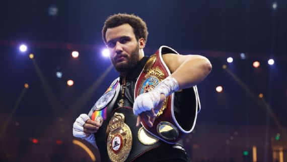 Moses Itauma in the ring, preparing for his upcoming fight against ​Dillian Whyte