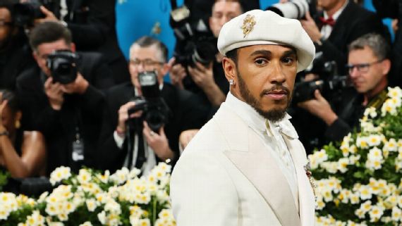 Lewis Hamilton al Met Gala 2025