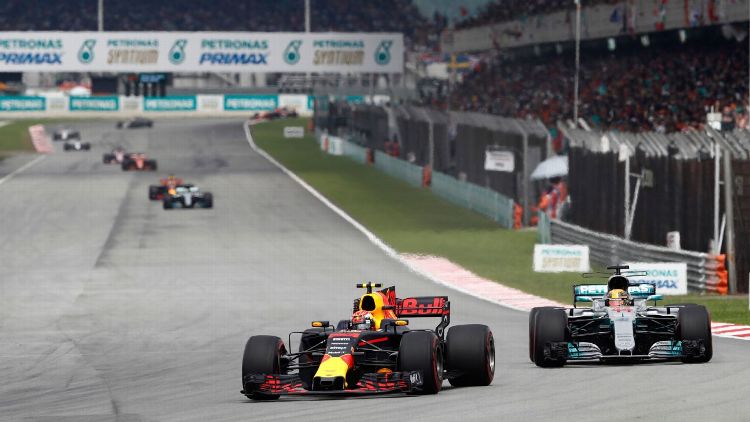 Max Verstappen and Lewis Hamilton at the Malaysian Grand Prix