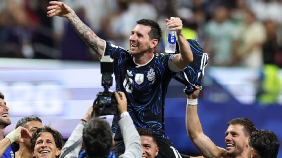 Lionel Messi celebrating after the victory.