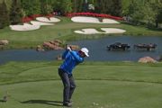 Pernice-Hoch open 3-shot lead at windy Legends