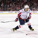 Chasing Gretzky, Alex Ovechkin could join 700-goal club against Avalanche