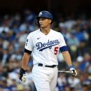 Dodgers offer QOs to Seager, Taylor but not Kershaw