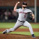 Dodgers trade for Lance Lynn, Joe Kelly in latest pitching adds, sources  say - ABC7 Chicago
