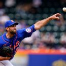 New York Mets' Max Scherzer out 6-8 weeks with oblique strain - ESPN