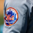 Mets get OF Naquin, LHP Diehl from Reds for 2 minor leaguers